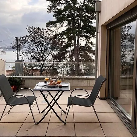 Lakeview Paradise - Du National 아파트 *